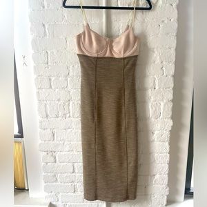 Song of Style Taupe midi dress size small